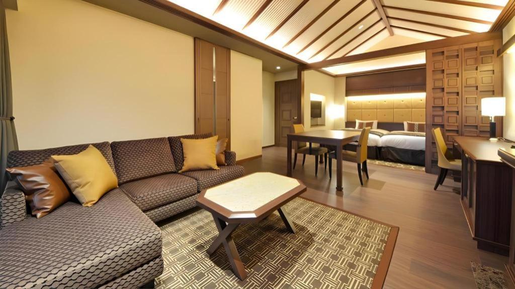 Akakura Kanko Hotel Myoko Exterior photo